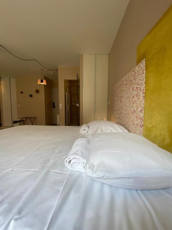 Romantique "Comme A Venise" Au Bord De L'Eau Avec Parking เมซ์ ภายนอก รูปภาพ