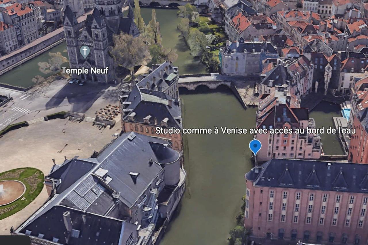 Romantique "Comme A Venise" Au Bord De L'Eau Avec Parking เมซ์ ภายนอก รูปภาพ